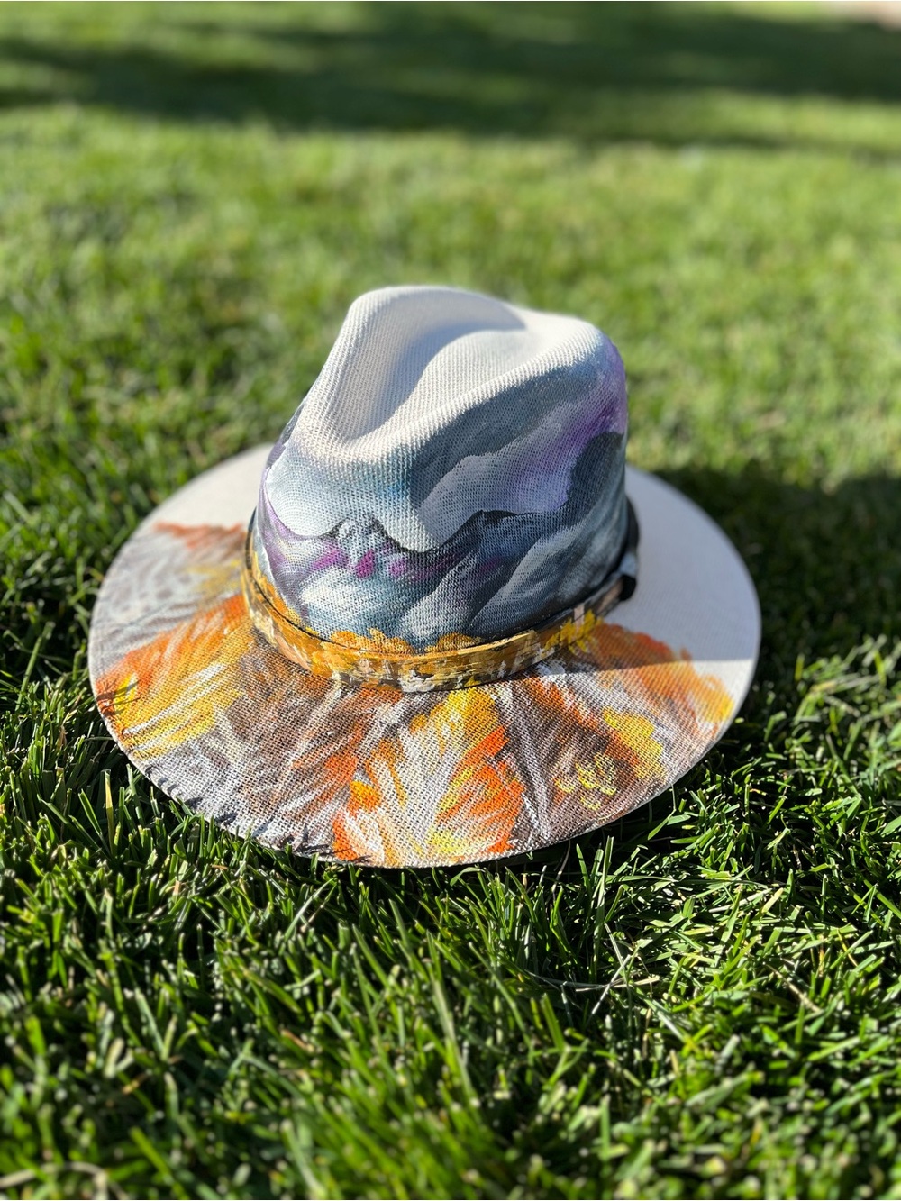 Hand-Painted Wide Brim Hat in Multicolor Fall Aspens with Colorado Mountains